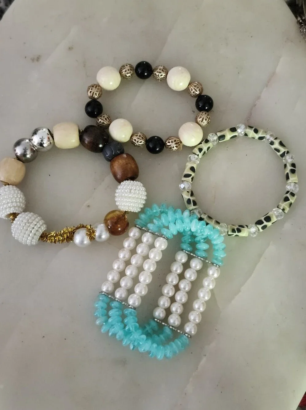 Set Of 4 Assorted Beaded Bracelets-fun Styles & Colors!